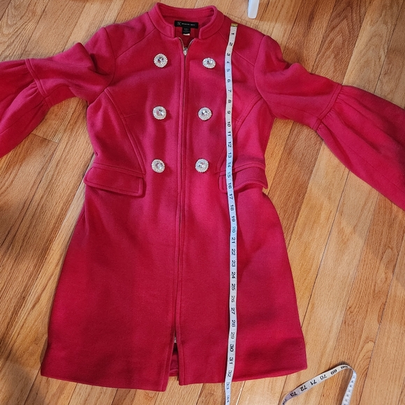 PERFECT Holiday Coat! - Picture 12 of 15